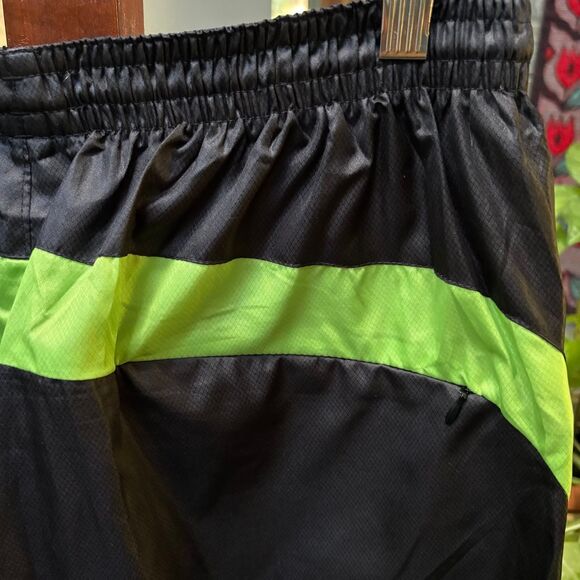 Line7 Vintage Black/Lime Windbreaker Joggers XL — Mesh Lined, Unisex Fit - Picture 5 of 8